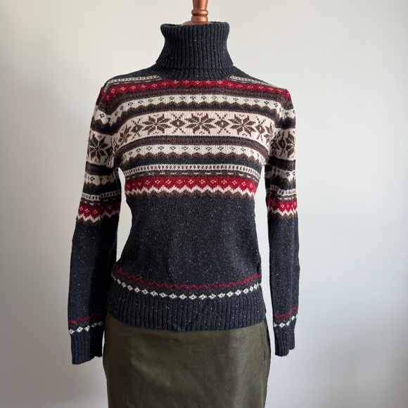 Marie Claire - Grey/ Blue Classic Nordic Style Turtleneck Sweater - Picture 2 of 8